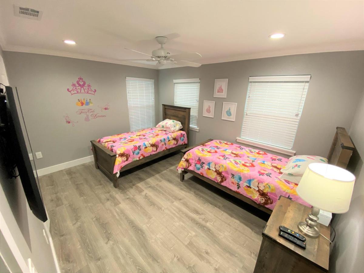 Mickeys Pearl - Phenomenal 7Br With 4 Master Suites Privacy Pool & Hot Tub Gas Bbq - 2 Miles To Disney Orlando Eksteriør billede