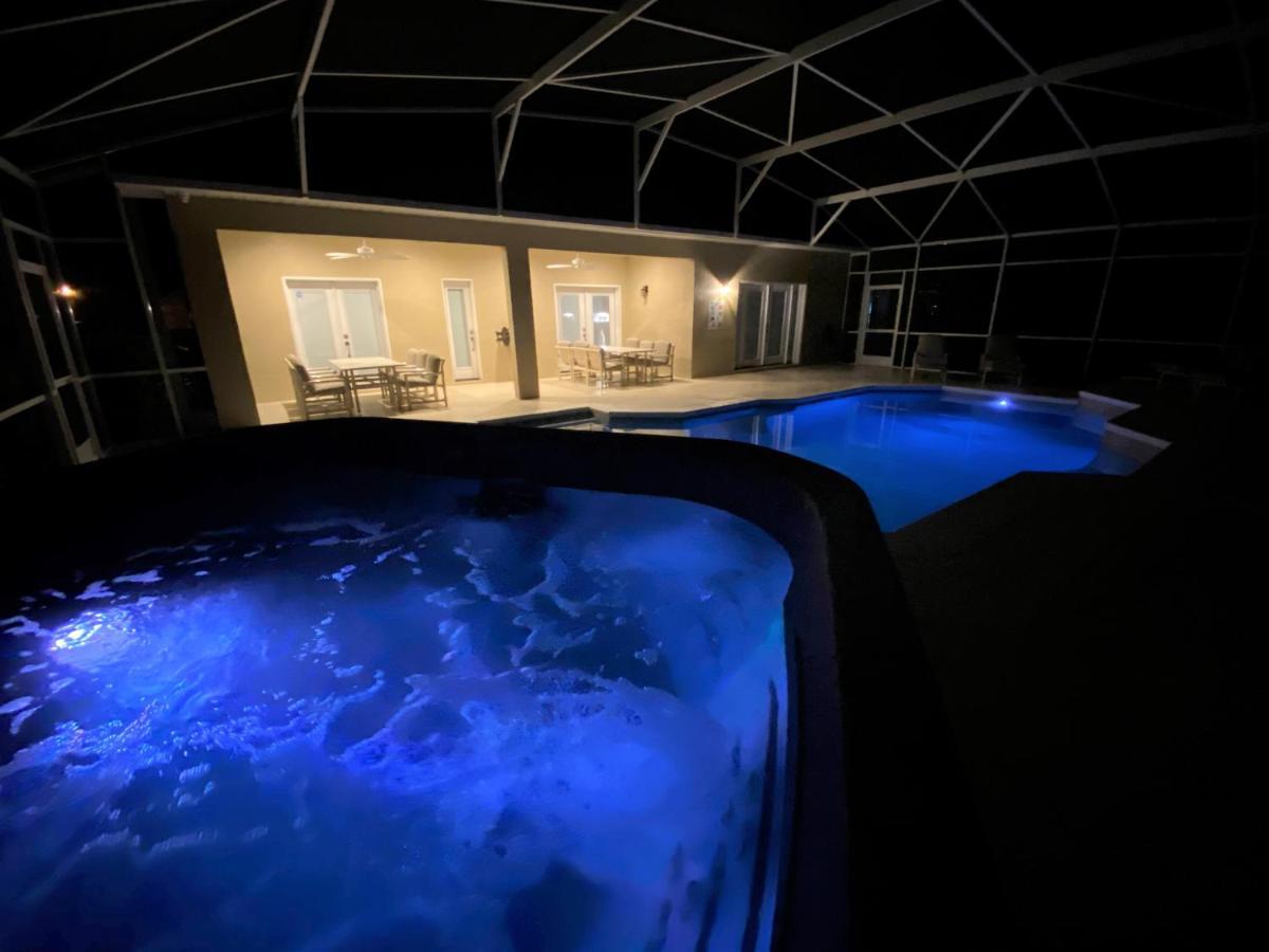 Mickeys Pearl - Phenomenal 7Br With 4 Master Suites Privacy Pool & Hot Tub Gas Bbq - 2 Miles To Disney Orlando Eksteriør billede